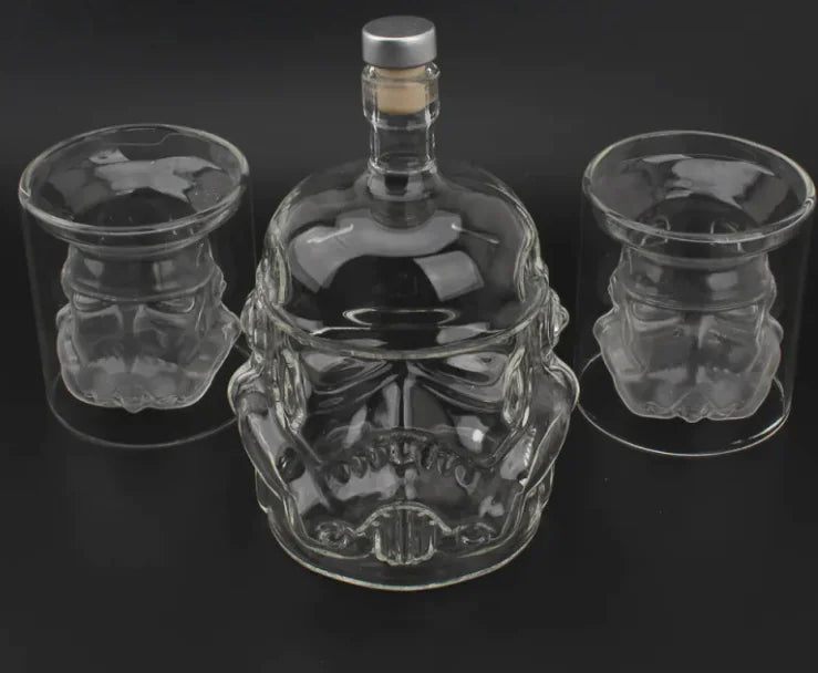 Borosilicate skull shaped glass decanter